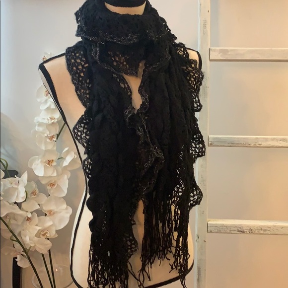 CLEARANCE‼️Ruffled Boho Scarf - Picture 6 of 7